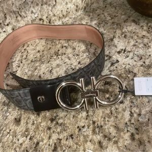 SALVATORE FERRAGAMO Men's Oversize Allover Gancini-Print Leather Belt Black